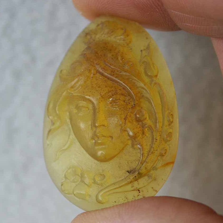 Dominican Amber Cameo