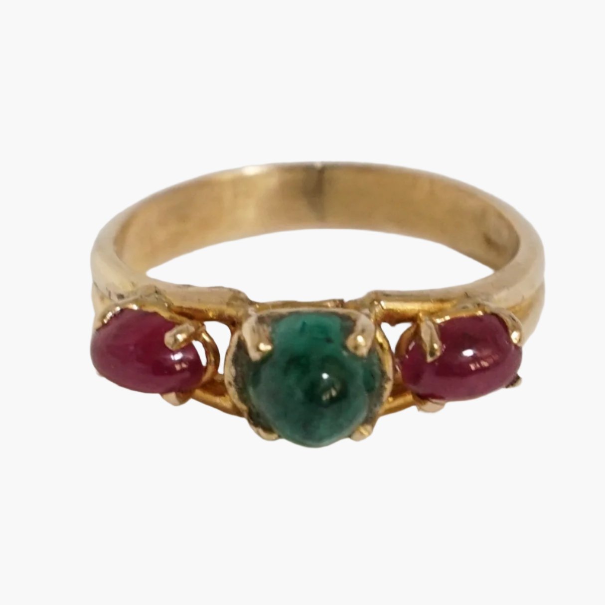 Vintage Emerald Sugarloaf and Ruby Cabochon Ring in 14 karat