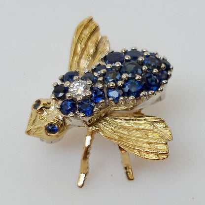 Sapphire and Diamond Bee Brooch, set in 18 karat yellow and white gold.  Beautiful insect jewelry!