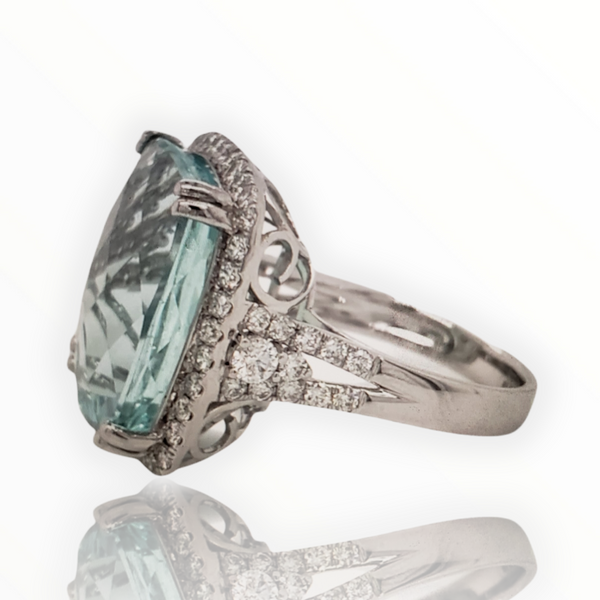 Aquamarine and Diamond Ring 19.22 Carats
